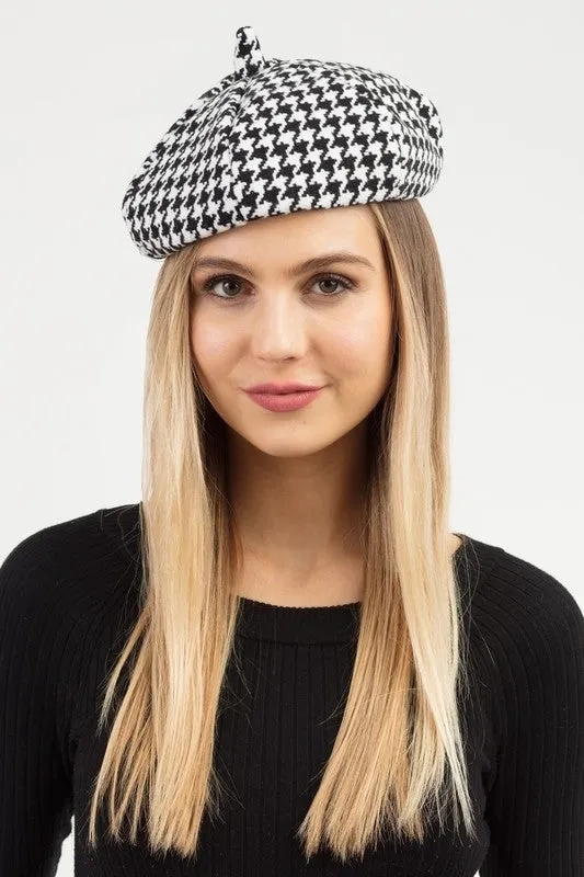 Black & White Houndstooth Structured Beret