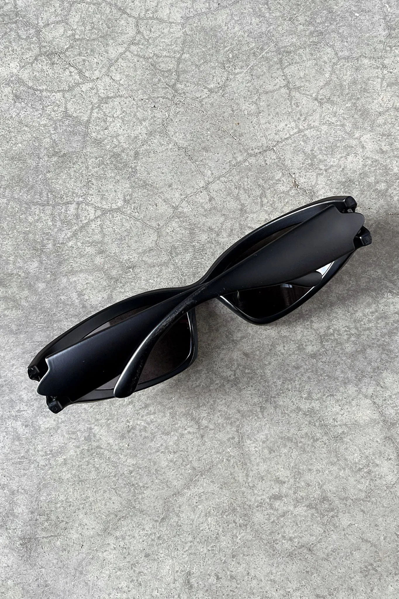 Capri Sunnies - Black