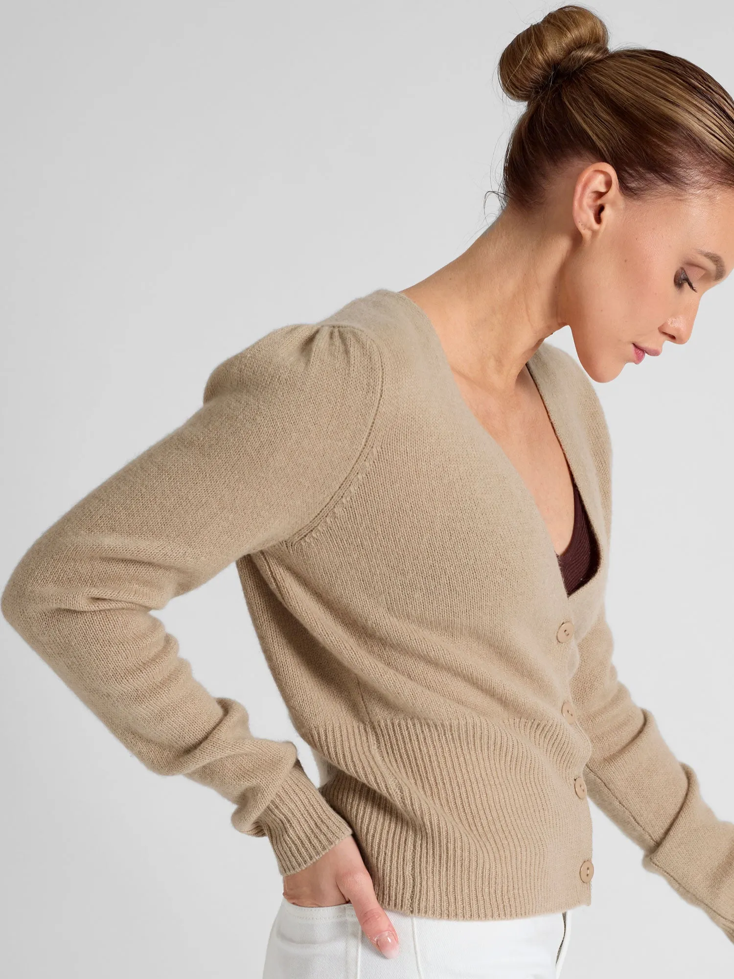 Cashmere cardigan "Grace long" - sand