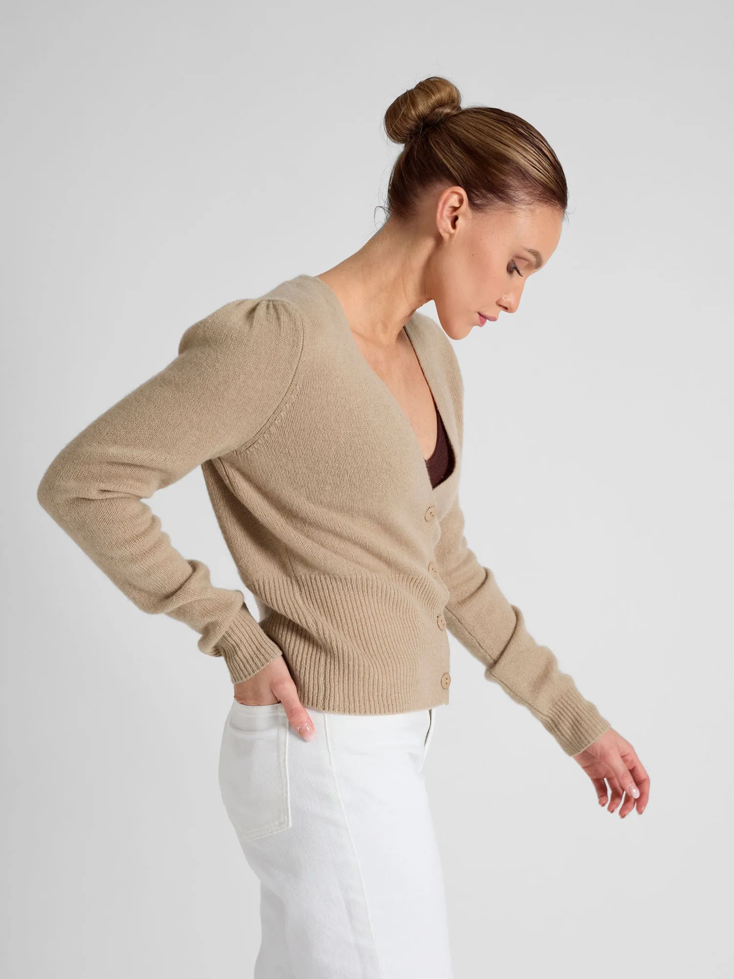 Cashmere cardigan "Grace long" - sand