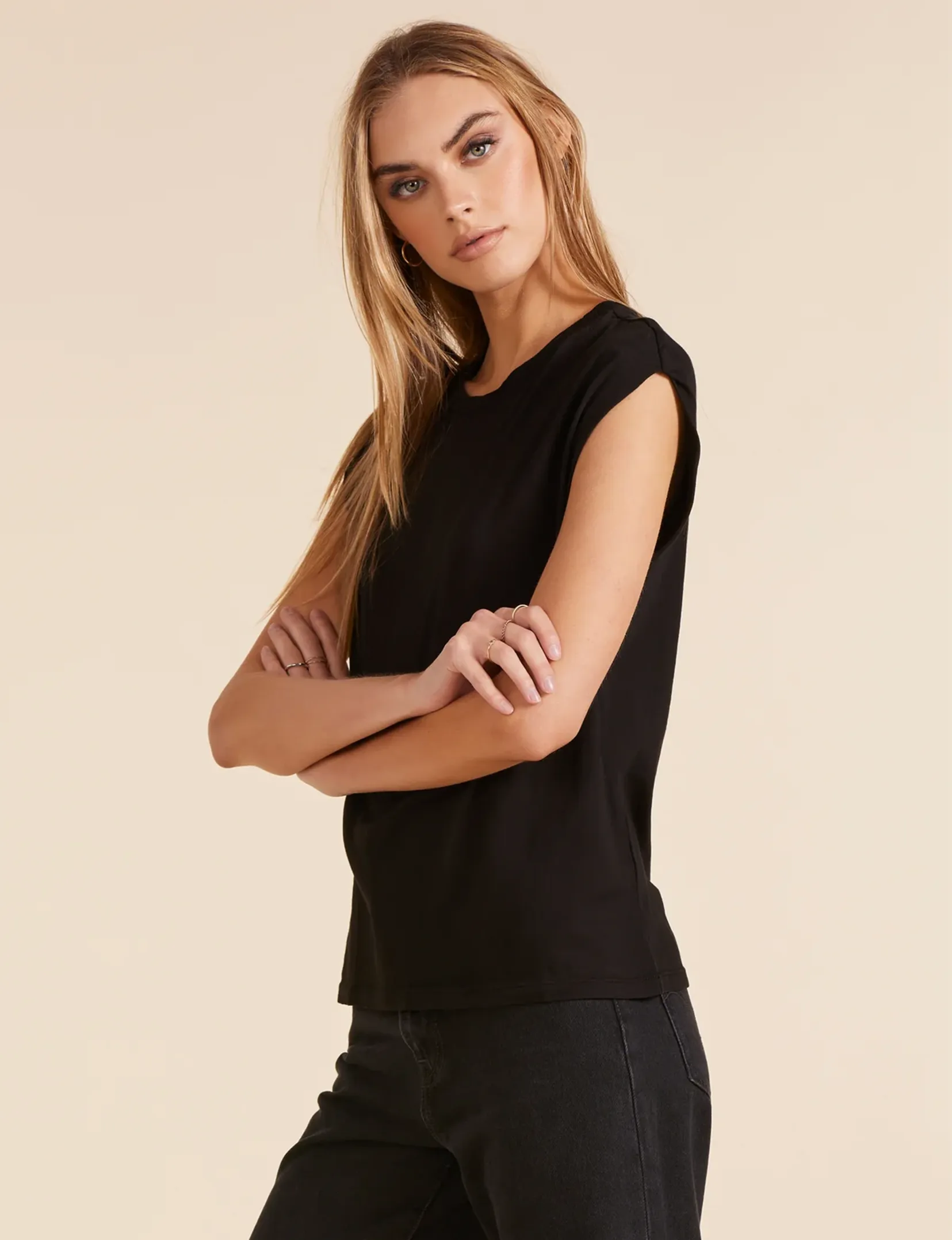 Diya Sleeveless Tee, Black