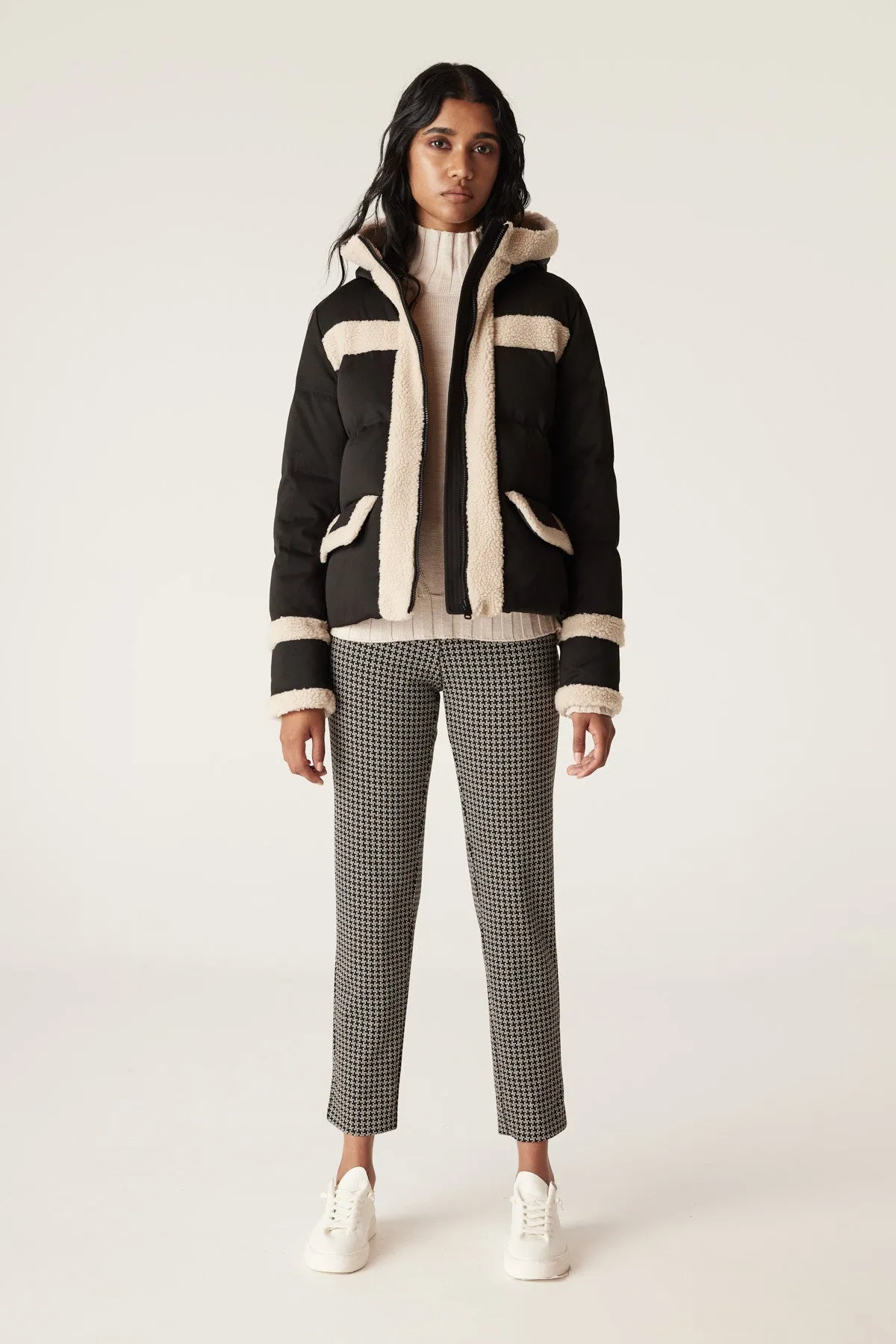 Elke Shearling Puffer - Black