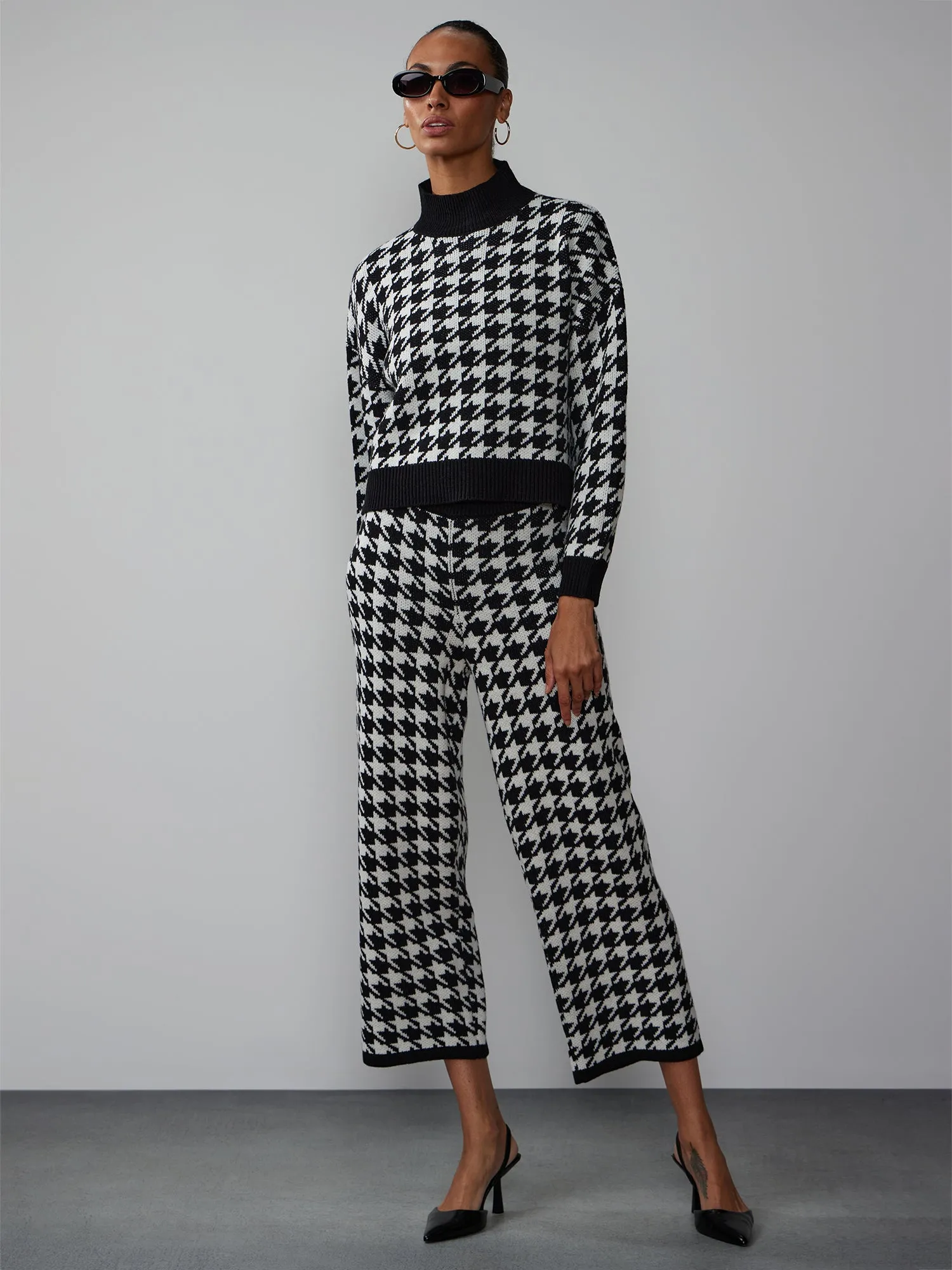 Long Sleeve High Neck Houndstooth Sweater