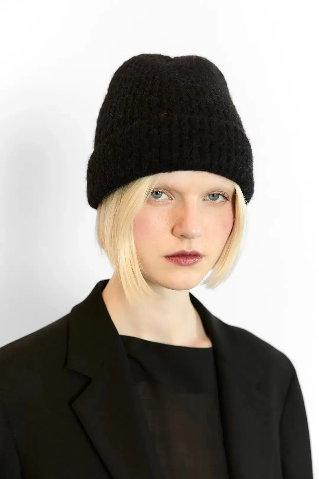 Piper Beanie in Black