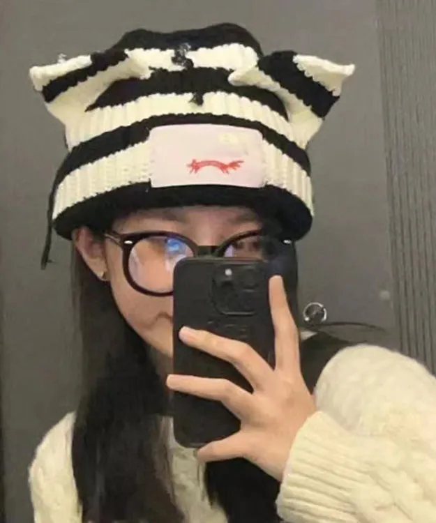 Retro Black White Striped Pig Ear Knit Bonnie Hat LY512