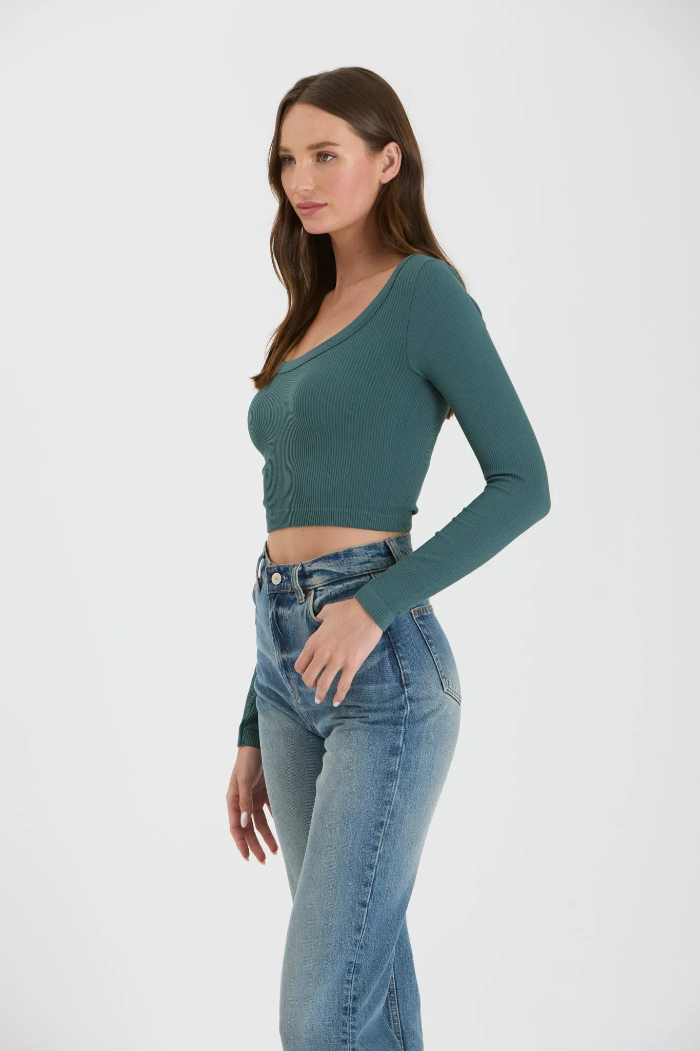 SCOOP NECK LONG SLEEVE SWEATER KNIT CROP TOP