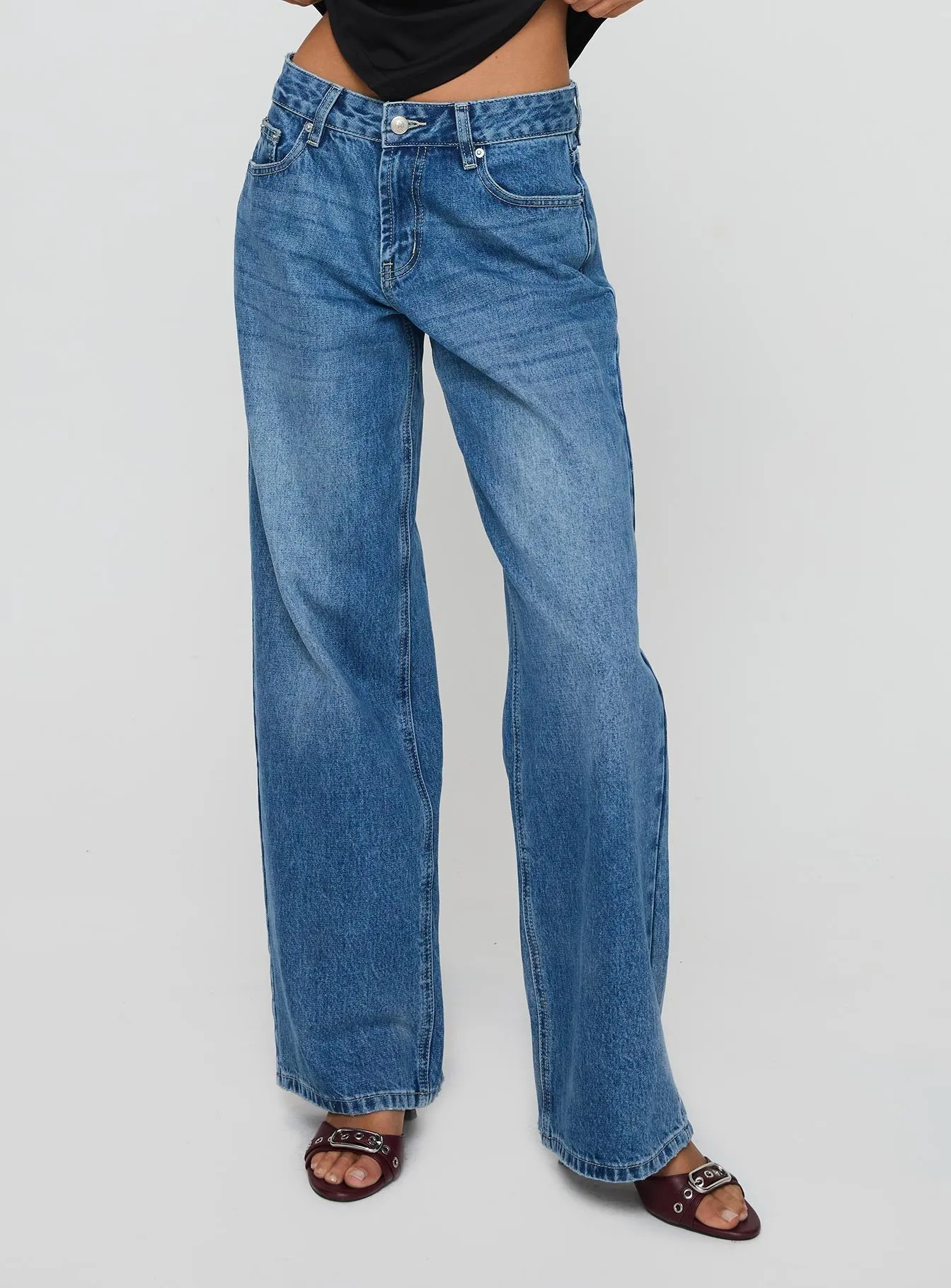 Serenitia Mid Rise Relaxed Jeans Mid Blue Wash