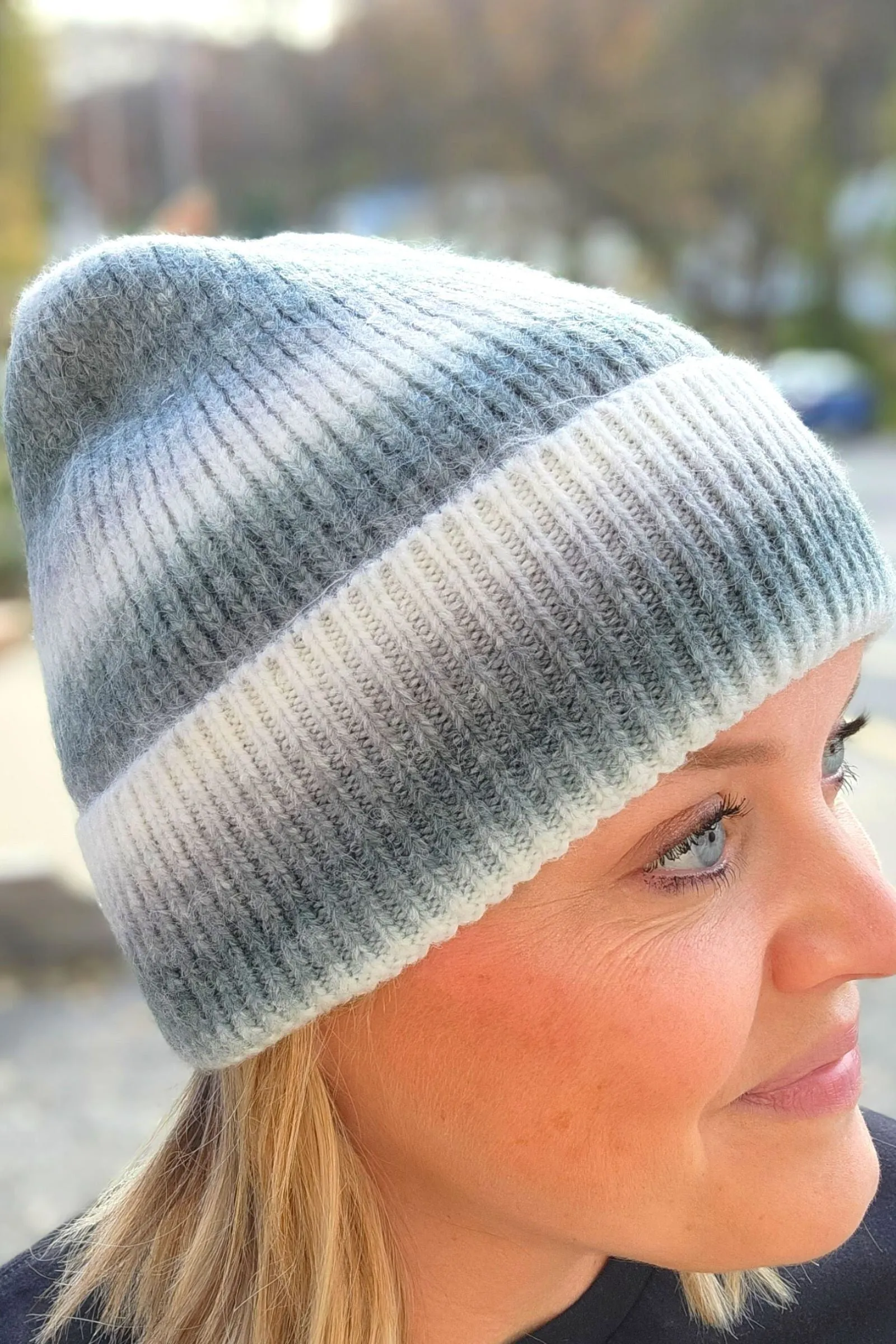 Shaded Stripe Knit Beanie