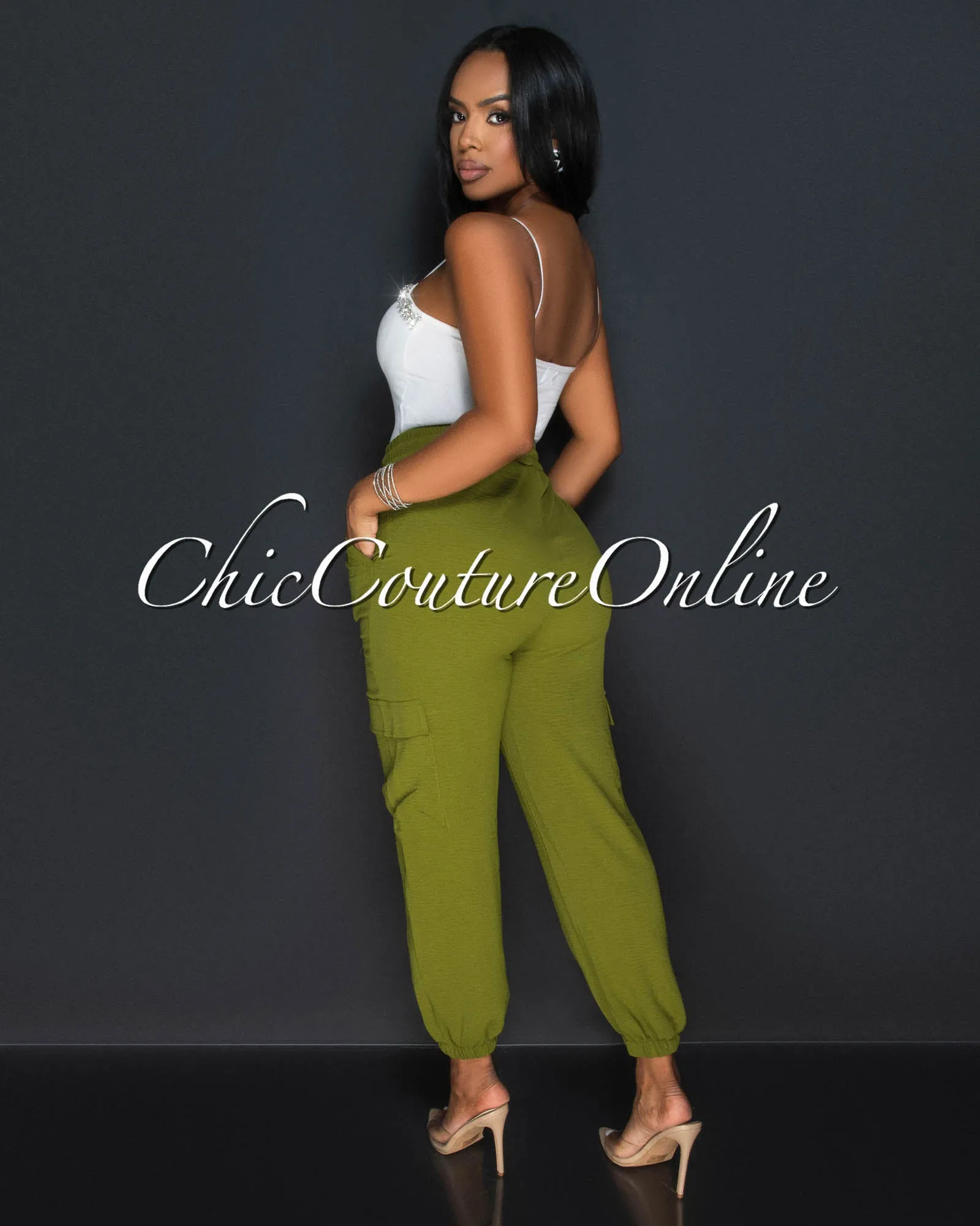 Siyanda Olive Green Light Weight Cargo Joggers