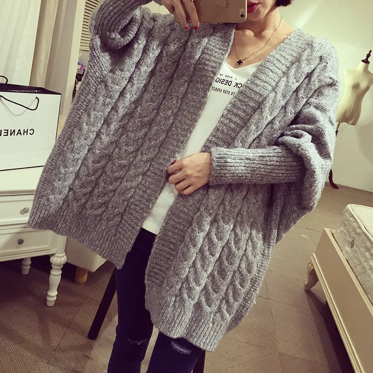 The new autumn/winter bat sleeve long sleeve twist cardigan sweater coat