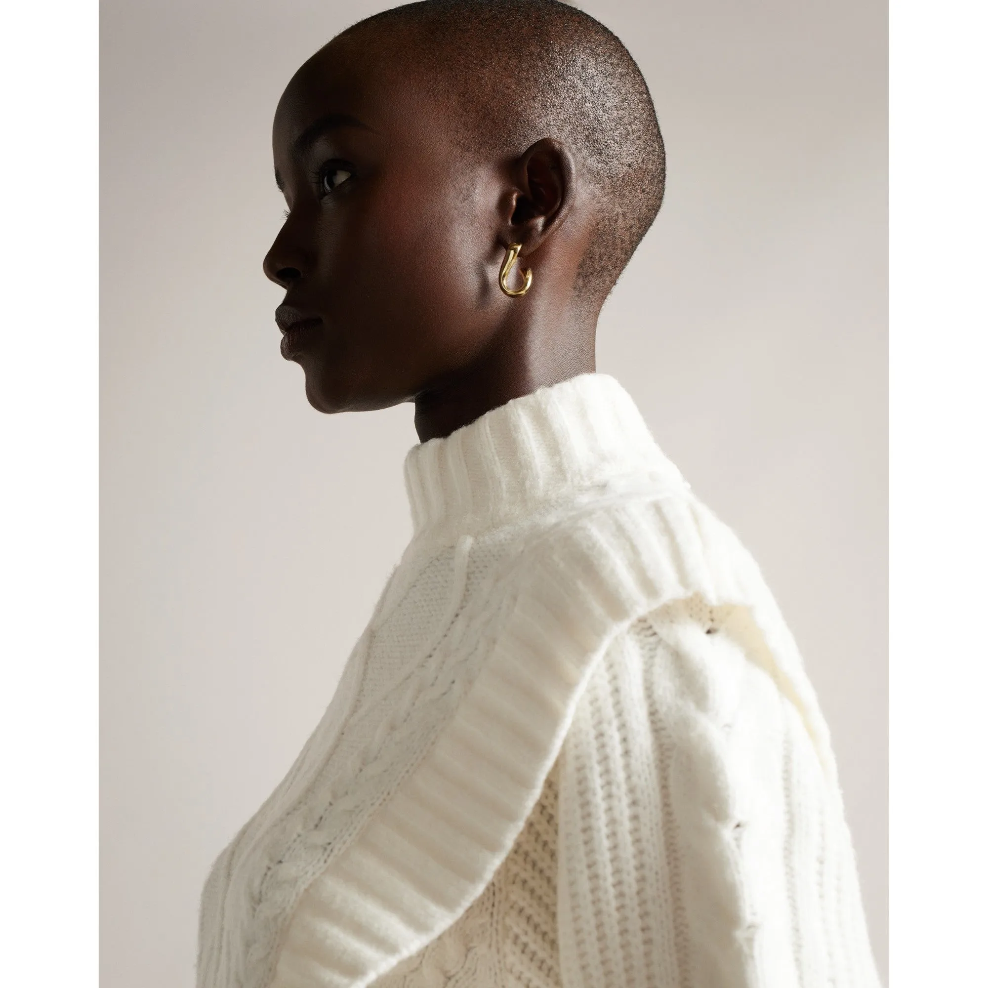 Women Wmk-Llotiey-Cable Knit Sweater - White